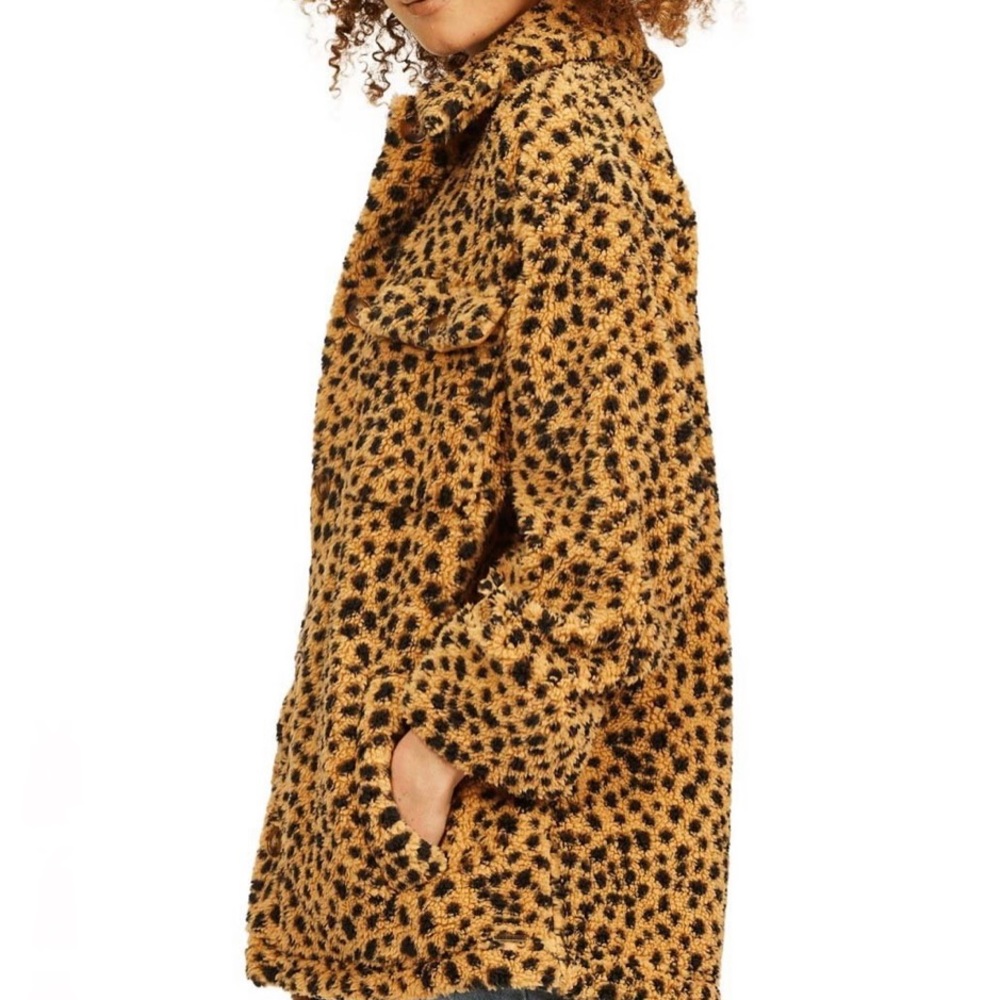 NWT BILLABONG Gold Dust Leopard Fairbanks Button-Up Teddy Jacket - S